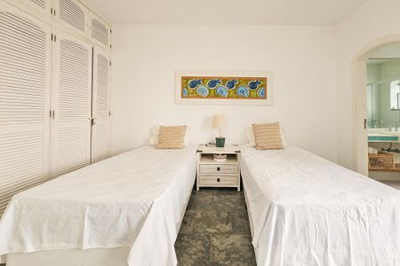 Casa de condomínio para alugar com 2100m², 5 quartos e 5 vagasSuíte 2