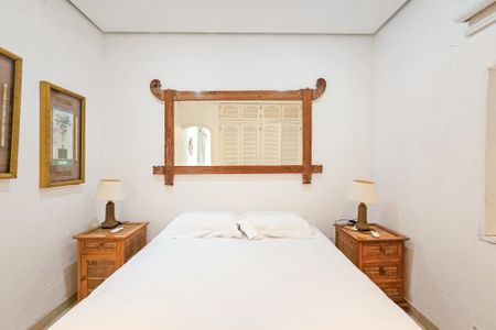 Casa de condomínio para alugar com 2100m², 5 quartos e 5 vagasQuarto