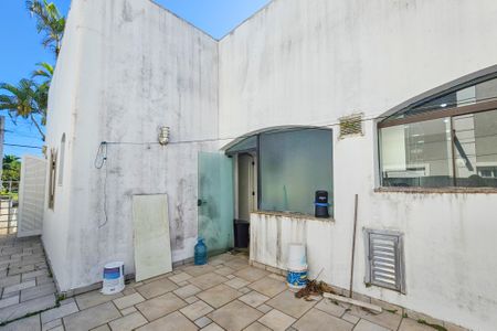 Casa de condomínio para alugar com 2100m², 5 quartos e 5 vagasÁrea de serviço