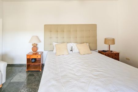 Casa de condomínio para alugar com 2100m², 5 quartos e 5 vagasSuíte 4