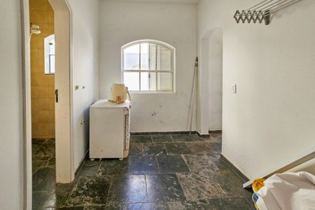 Casa de condomínio para alugar com 2100m², 5 quartos e 5 vagasÁrea de serviço