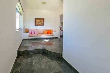 Casa de condomínio para alugar com 2100m², 5 quartos e 5 vagasSala 5