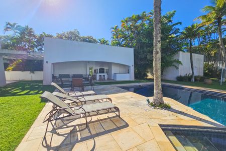 Casa de condomínio para alugar com 2100m², 5 quartos e 5 vagasÁrea de Lazer privativa