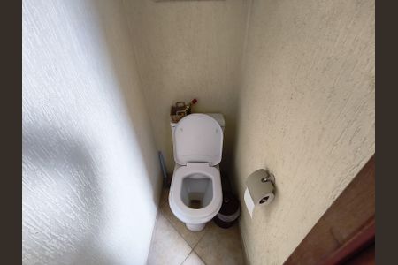 Casa à venda com 160m², 3 quartos e 2 vagasLavabo