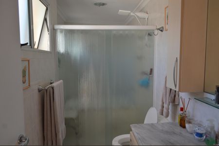 Casa à venda com 160m², 3 quartos e 2 vagasBanheiro da Suíte 2