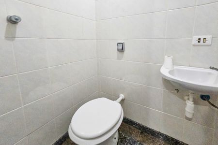 Apartamento para alugar com 118m², 3 quartos e 2 vagasBanheiro de Serviço
