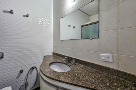 Apartamento para alugar com 118m², 3 quartos e 2 vagasBanheiro da suíte