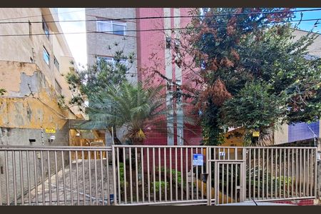 Apartamento à venda com 63m², 3 quartos e 1 vaga Apartamento à venda com 63m², 3 quartos e 1 vagaFachada