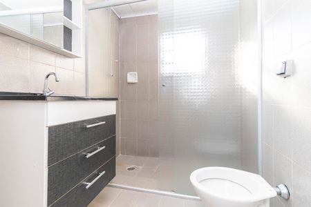 Casa para alugar com 75m², 2 quartos e 1 vaga Casa para alugar com 75m², 2 quartos e 1 vagaBanheiro