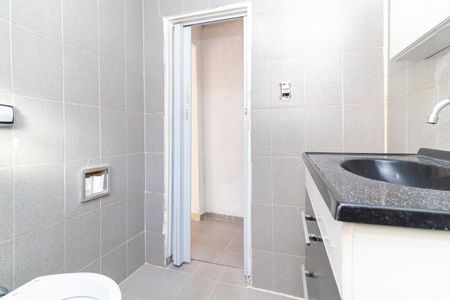 Banheiro de casa para alugar com 2 quartos, 75m² em Cidade Antônio Estêvão de Carvalho, São Paulo