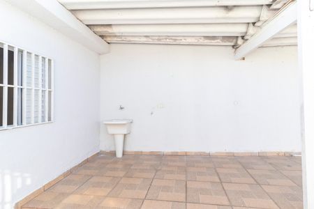 Casa para alugar com 75m², 2 quartos e 1 vaga Casa para alugar com 75m², 2 quartos e 1 vagaÁrea de Serviço