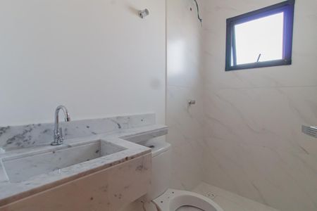 Casa à venda com 100m², 3 quartos e 2 vagas Casa à venda com 100m², 3 quartos e 2 vagasBanheiro