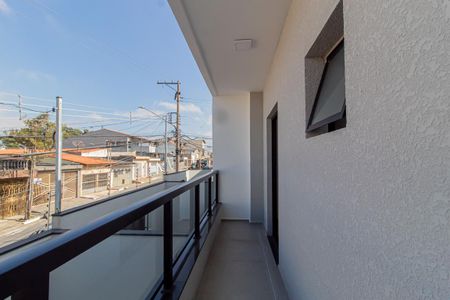 Casa à venda com 100m², 3 quartos e 2 vagas Casa à venda com 100m², 3 quartos e 2 vagasVaranda dos Quartos