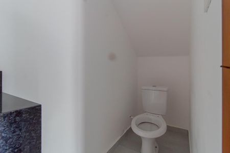 Casa à venda com 100m², 3 quartos e 2 vagas Casa à venda com 100m², 3 quartos e 2 vagasLavabo