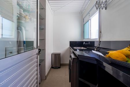 Apartamento para alugar com 95m², 2 quartos e 2 vagasCozinha