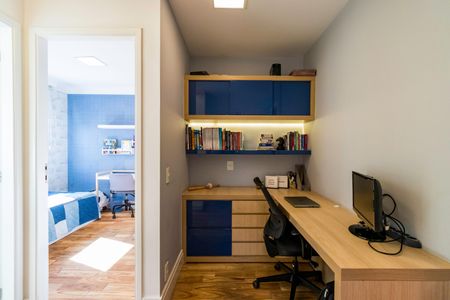 Apartamento para alugar com 95m², 2 quartos e 2 vagasEscritório