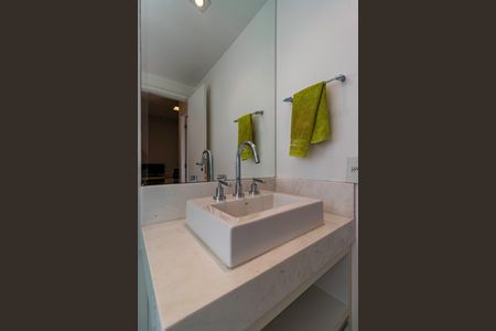 Apartamento para alugar com 95m², 2 quartos e 2 vagasBanheiro