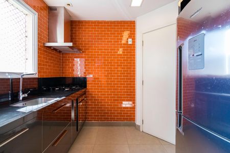 Apartamento para alugar com 95m², 2 quartos e 2 vagasCozinha