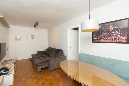 Apartamento à venda com 62m², 2 quartos e sem vagaSala