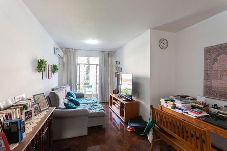 Apartamento à venda com 80m², 2 quartos e 2 vagasSala