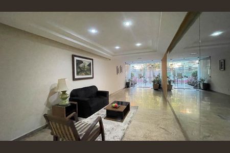 Apartamento à venda com 80m², 2 quartos e 2 vagasPortaria