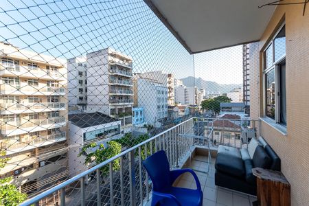 Apartamento à venda com 80m², 2 quartos e 2 vagasVaranda da Sala