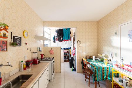 Apartamento à venda com 80m², 2 quartos e 2 vagasCozinha