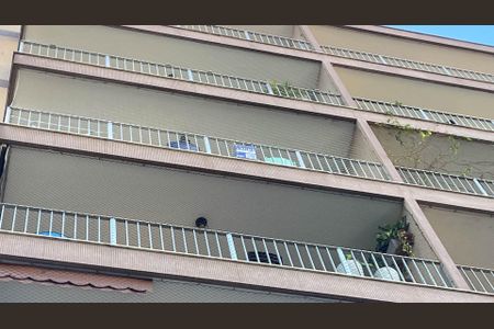 Apartamento à venda com 80m², 2 quartos e 2 vagasFachada