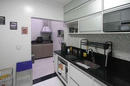 Casa de condomínio à venda com 150m², 3 quartos e 2 vagas Casa de condomínio à venda com 150m², 3 quartos e 2 vagasCozinha