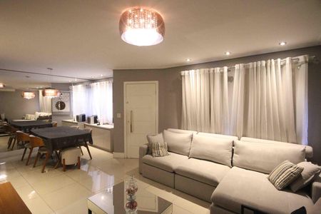 Casa de condomínio à venda com 150m², 3 quartos e 2 vagas Casa de condomínio à venda com 150m², 3 quartos e 2 vagasSala
