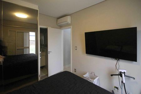 Casa de condomínio à venda com 150m², 3 quartos e 2 vagas Casa de condomínio à venda com 150m², 3 quartos e 2 vagasSuíte
