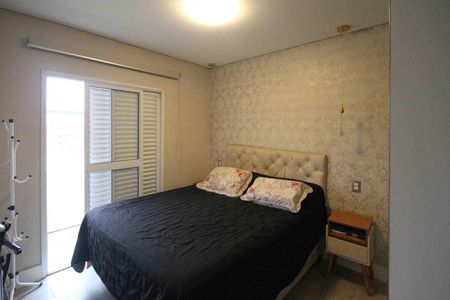 Casa de condomínio à venda com 150m², 3 quartos e 2 vagas Casa de condomínio à venda com 150m², 3 quartos e 2 vagasSuíte