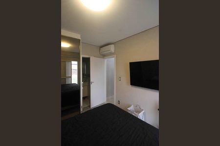 Casa de condomínio à venda com 150m², 3 quartos e 2 vagas Casa de condomínio à venda com 150m², 3 quartos e 2 vagasSuíte