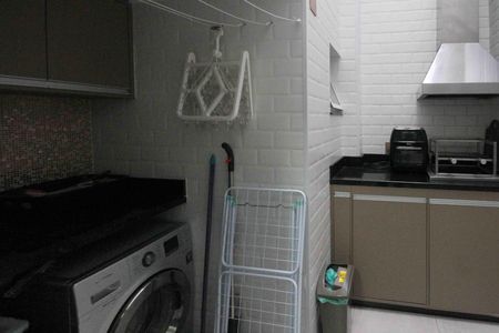 Casa de condomínio à venda com 150m², 3 quartos e 2 vagas Casa de condomínio à venda com 150m², 3 quartos e 2 vagasÁrea de Serviço