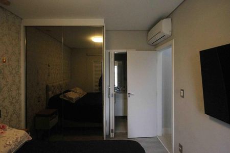 Casa de condomínio à venda com 150m², 3 quartos e 2 vagas Casa de condomínio à venda com 150m², 3 quartos e 2 vagasSuíte