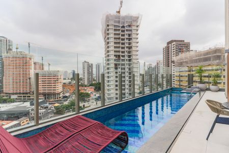Studio à venda com 25m², 1 quarto e sem vagaÁrea comum - Piscina