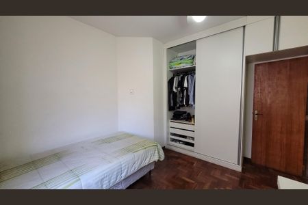 Apartamento à venda com 118m², 3 quartos e 1 vagaQuarto 2