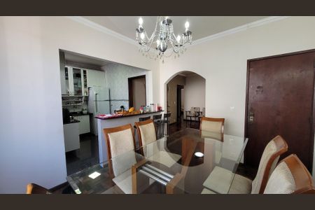 Apartamento à venda com 118m², 3 quartos e 1 vagaCopa