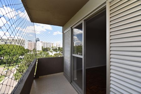 Apartamento para alugar com 250m², 4 quartos e 2 vagasSacada da Suíte