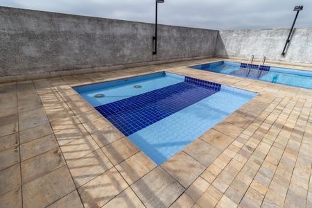 Apartamento à venda com 45m², 2 quartos e 1 vagaÁrea comum - Piscina