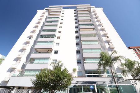 Apartamento para alugar com 100m², 3 quartos e 2 vagasFachada