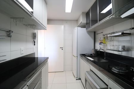 Apartamento para alugar com 100m², 3 quartos e 2 vagasCozinha