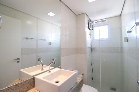 Apartamento para alugar com 100m², 3 quartos e 2 vagasBanheiro Suíte