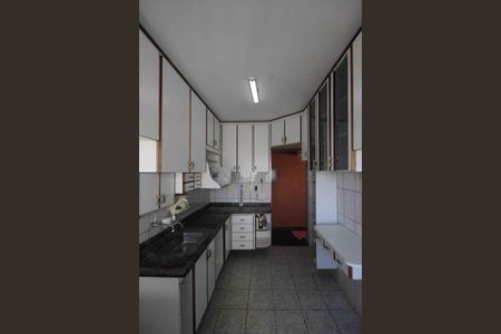 Apartamento à venda com 147m², 3 quartos e 1 vaga Apartamento à venda com 147m², 3 quartos e 1 vagaCozinha