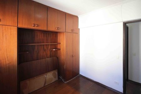 Apartamento à venda com 147m², 3 quartos e 1 vaga Apartamento à venda com 147m², 3 quartos e 1 vagaQuarto 02