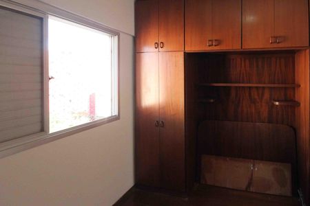 Apartamento à venda com 147m², 3 quartos e 1 vaga Apartamento à venda com 147m², 3 quartos e 1 vagaQuarto 02