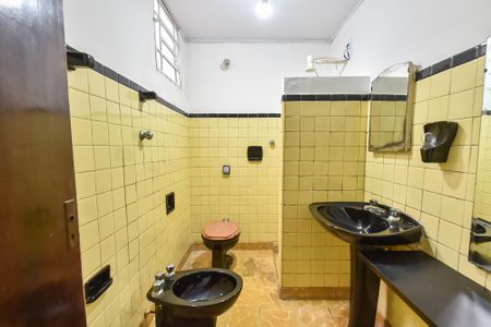 Casa à venda com 104m², 2 quartos e 1 vaga Casa à venda com 104m², 2 quartos e 1 vagaBanheiro