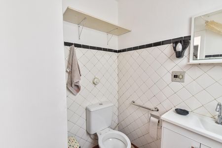 Casa à venda com 104m², 2 quartos e 1 vaga Casa à venda com 104m², 2 quartos e 1 vagaBanheiro 2