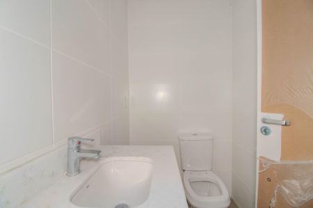 Apartamento à venda com 64m², 2 quartos e 1 vaga Apartamento à venda com 64m², 2 quartos e 1 vagaBanheiro da Suíte 2