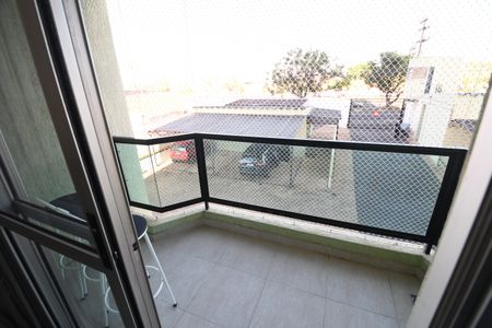 Apartamento à venda com 102m², 3 quartos e 2 vagasSala - Sacada